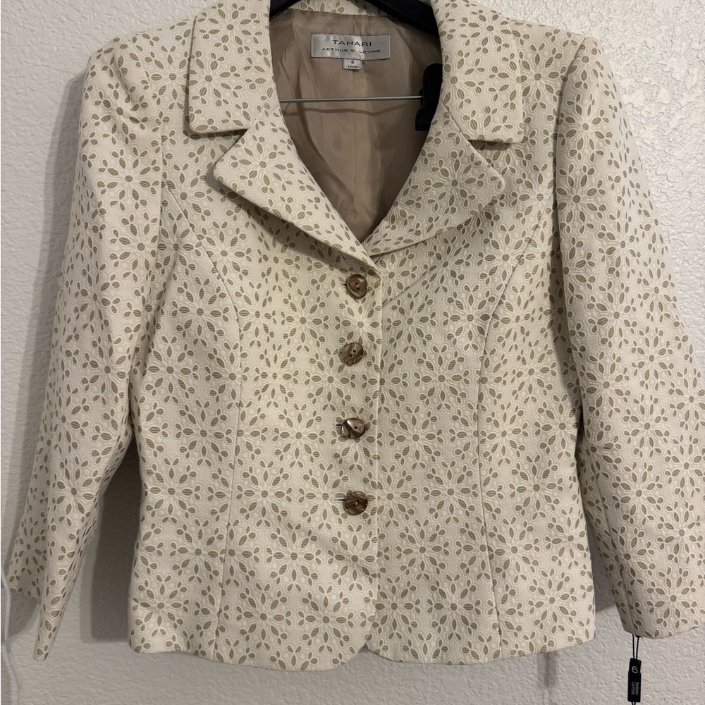 Tahari Cream Patterned Women's Blazer